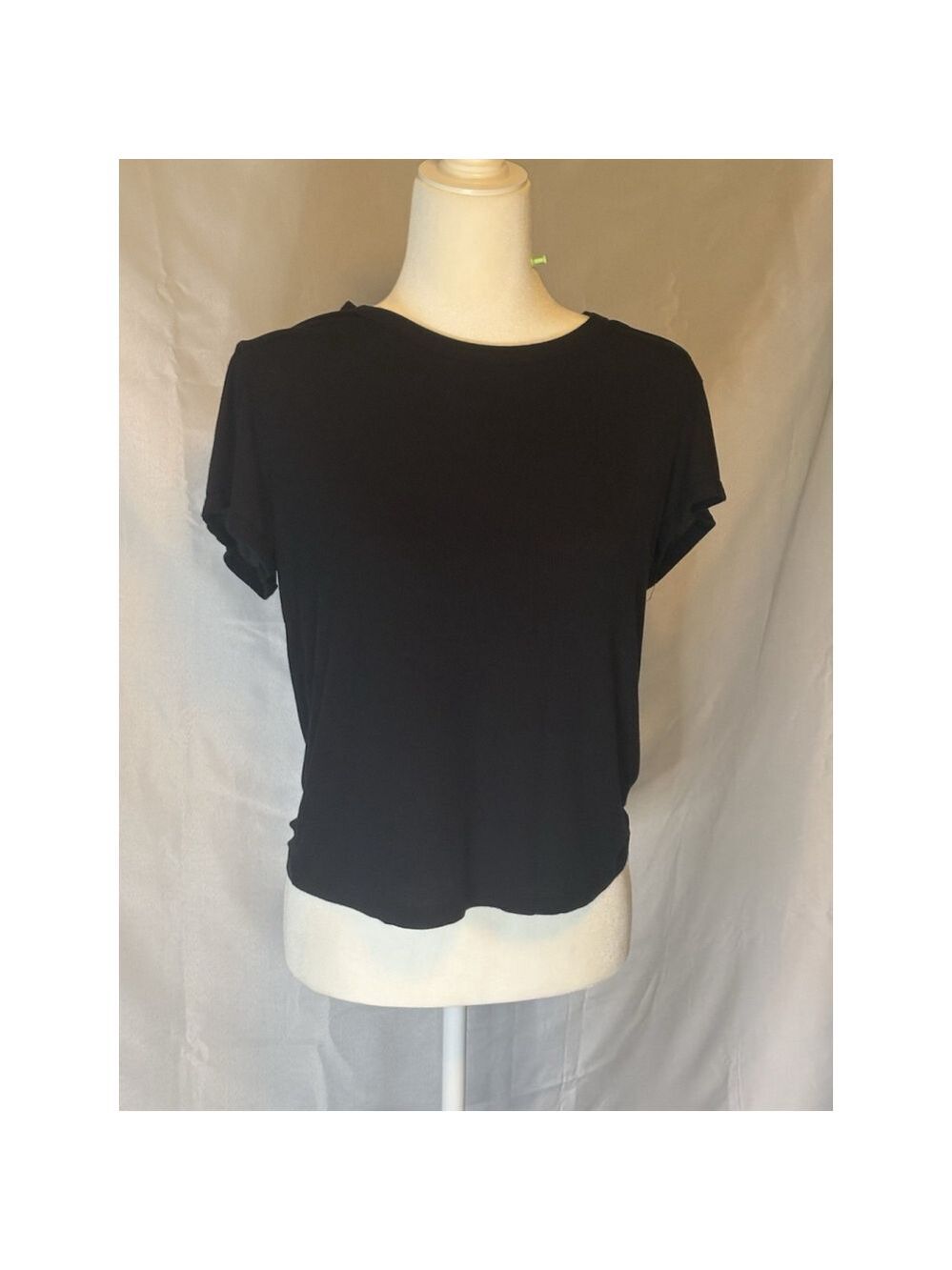 Roxy Women’s Black Ribbed Short Sleeve T-Shirt Baby Tee Heart Logo Size XL GUC